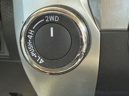 Used 2017 Toyota Tundra Limited image 34