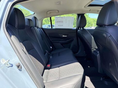 New 2026 Nissan Sentra SR w/ SR Premium Package FWD image 11