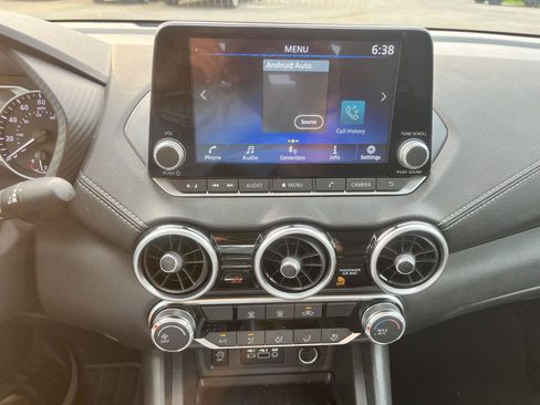 Used 2024 Nissan Sentra SV FWD image 18