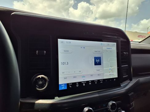 Used 2025 Ford F150 Raptor AWD/4WD image 4