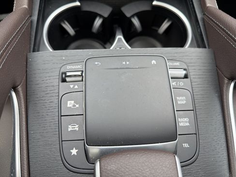 Used 2023 Mercedes-Benz GLE 350 4MATIC w/ 3rd Row Seat Package image 29