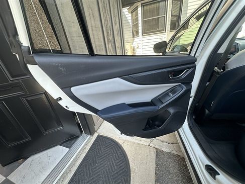 Used 2019 Subaru Crosstrek Hybrid w/ Moonroof Package w/Navigation AWD/4WD image 48