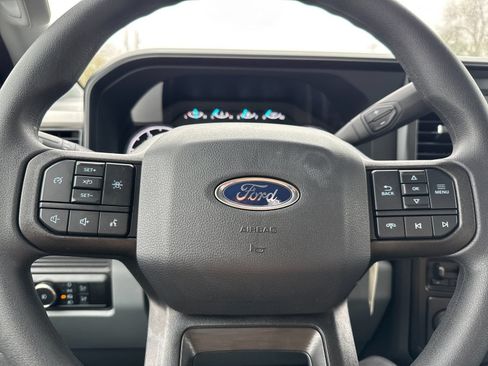 New 2025 Ford F450 XL w/ XL Chrome Package RWD image 22