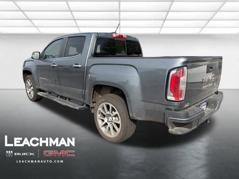 Certified 2022 GMC Canyon Denali image 5
