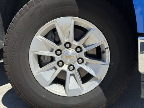 Used 2025 Chevrolet Silverado 1500 LT AWD/4WD image 9
