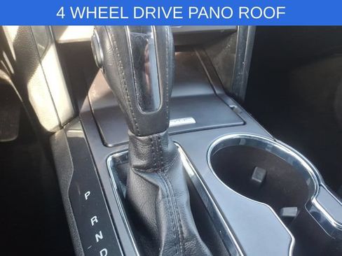 Used 2018 Ford Explorer XLT w/ Equipment Group 202A AWD/4WD image 18