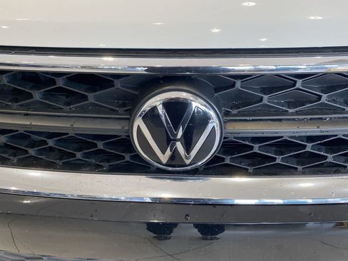 Used 2022 Volkswagen Taos S AWD/4WD image 10
