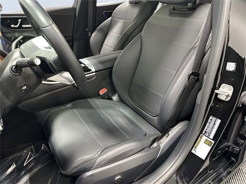 Used 2025 Mercedes-Benz C 300 C 300 image 28