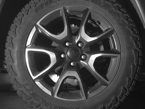 Used 2025 Jeep Compass Trailhawk image 15