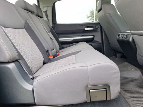 Used 2017 Toyota Tundra SR5 w/ SR5 Upgrade Package image 34