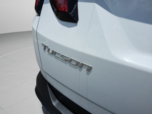 New 2026 Hyundai Tucson SEL w/ Tow & Go Package FWD image 28