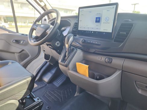 New 2026 Ford Transit 250 148 Medium Roof w/ Load Area Protection Package image 25