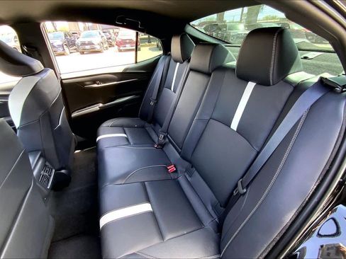 Used 2026 Toyota Camry SE image 20