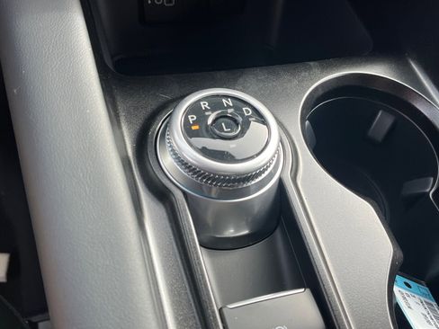 New 2026 Ford Explorer ST-Line w/ ST-Line Street Pack image 13