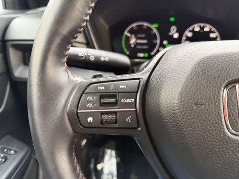 Used 2024 Honda CR-V Sport image 23