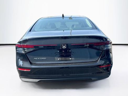 Used 2025 Honda Accord LX image 6