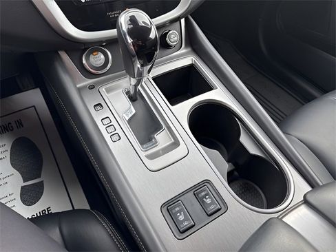 Used 2022 Nissan Murano SV image 17
