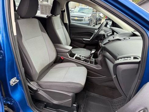 Used 2018 Ford Escape SE FWD image 16