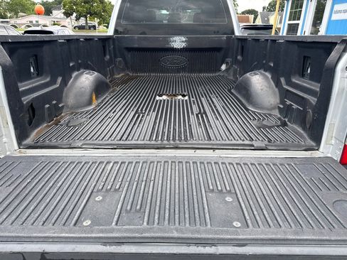 Used 2017 Ford F250 XL w/ Power Equipment Group AWD/4WD image 5