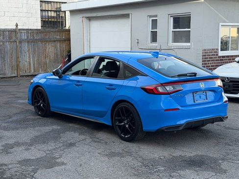 Used 2022 Honda Civic Sport image 4