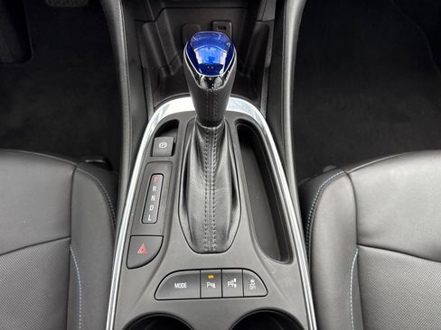 Used 2018 Chevrolet Volt Premier w/ Driver Confidence Package image 23