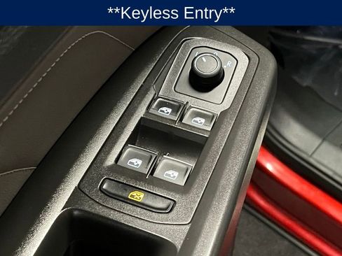 Used 2023 Volkswagen Atlas Cross Sport SE w/ Panoramic Sunroof Package image 17