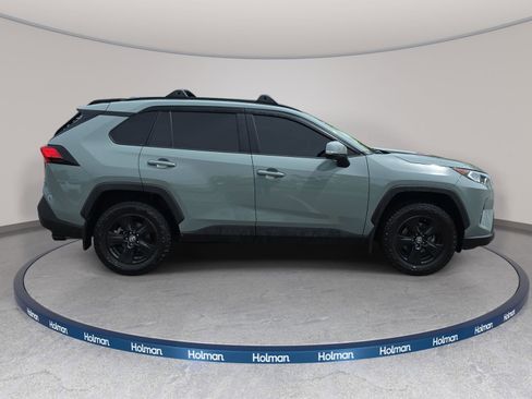 Used 2021 Toyota RAV4 XLE w/ Convenience Package AWD/4WD image 5