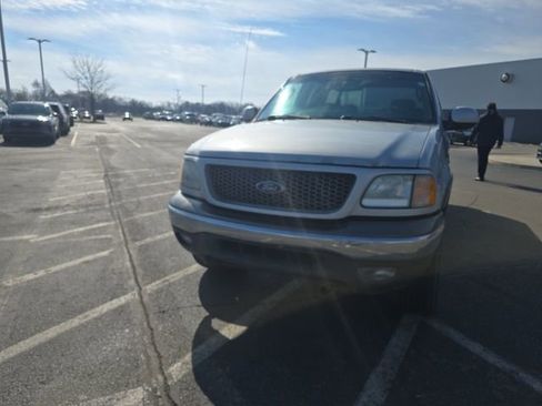 Used 2003 Ford F150 XLT image 12