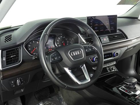 Used 2023 Audi Q5 2.0T Premium w/ Convenience Package image 31