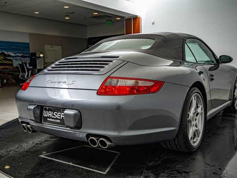 Used 2006 Porsche 911 Carrera S RWD image 21