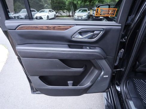 Used 2023 Chevrolet Suburban Premier AWD/4WD image 71