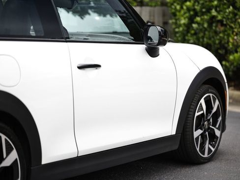 Used 2025 MINI Cooper S FWD image 8