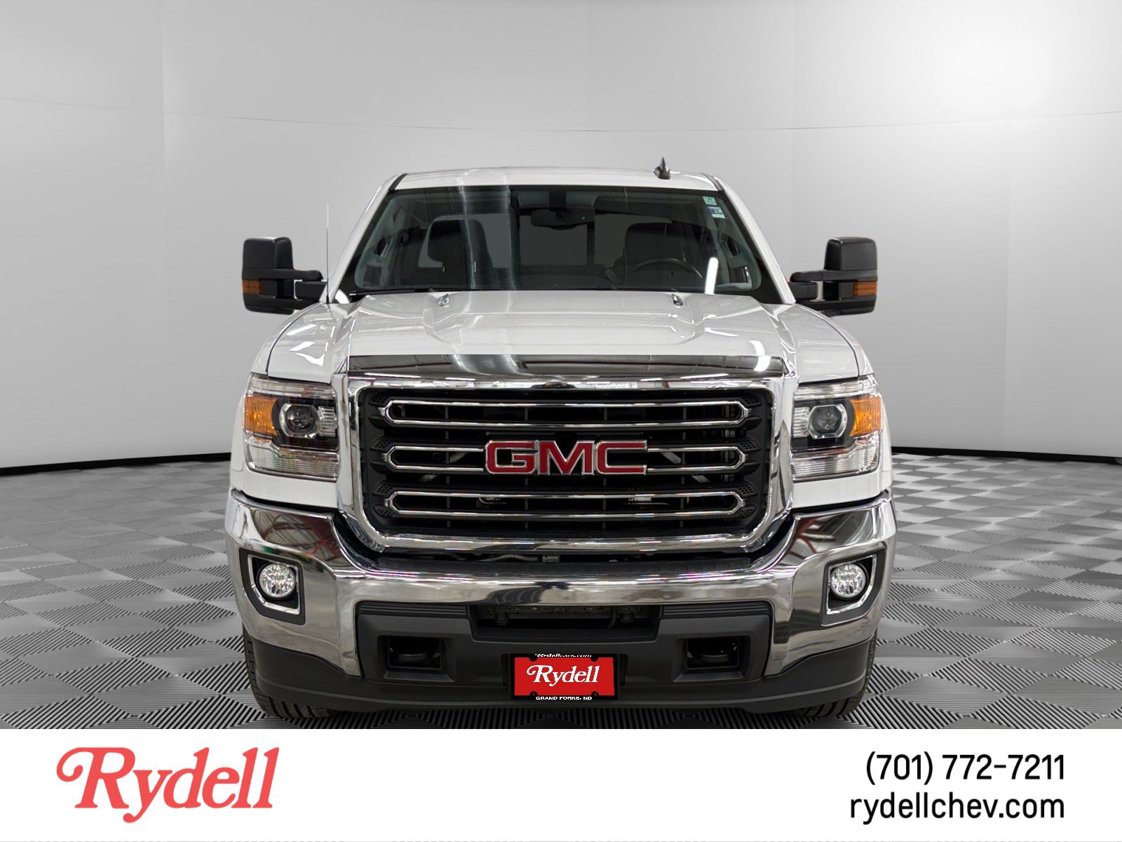 Used 2015 GMC Sierra 3500 SLE w/ SLE Fleet Preferred Package AWD/4WD image 8