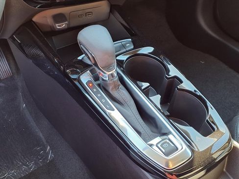 New 2025 Chevrolet Trax LT w/ Driver Confidence Package image 11