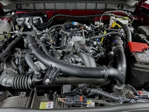 New 2025 Ford Bronco Badlands AWD/4WD image 7