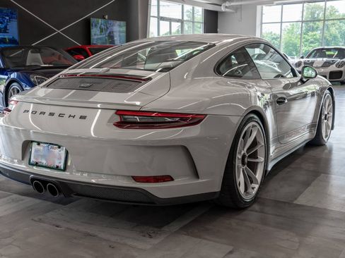 Used 2018 Porsche 911 GT3 RWD image 76