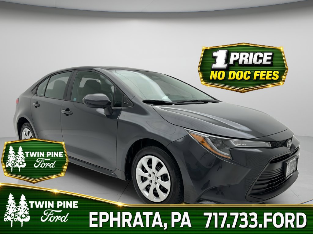 Used 2025 Toyota Corolla LE FWD image 1