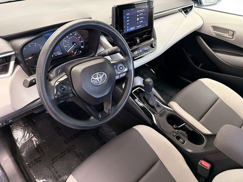 Used 2024 Toyota Corolla LE image 7