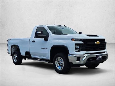 Used 2025 Chevrolet Silverado 2500 W/T w/ WT/CX Safety Package AWD/4WD image 3