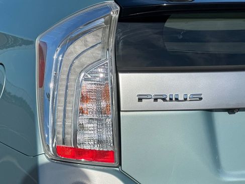 Used 2012 Toyota Prius Plug-In Hybrid image 25