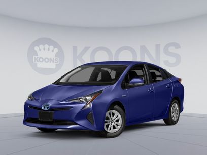 Used 2017 Toyota Prius Three w/ Advanced Technology Package