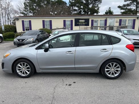 Used 2012 Subaru Impreza 2.0i Premium image 8
