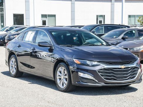 Used 2023 Chevrolet Malibu LT FWD image 3