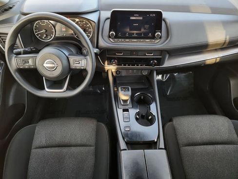 Used 2024 Nissan Rogue SV image 25