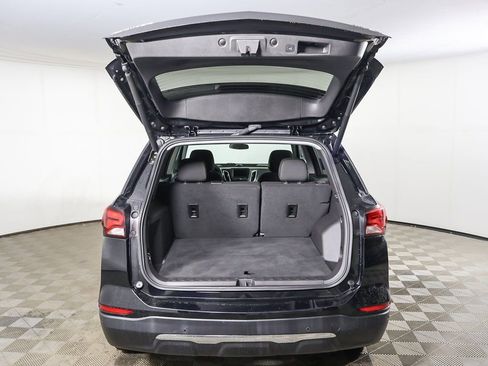 Used 2023 Chevrolet Equinox LT w/ Driver Convenience Package image 14