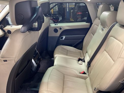 Used 2020 Land Rover Range Rover Sport HSE AWD/4WD image 24