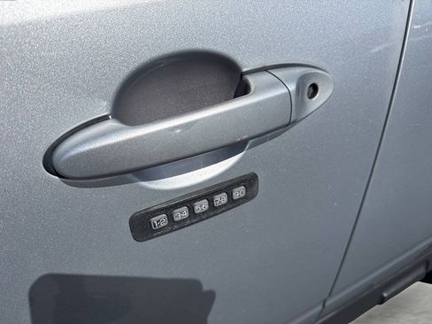Used 2012 Ford Escape Limited FWD image 11