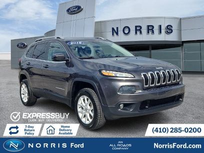 Used 2018 Jeep Cherokee Latitude Plus w/ Comfort/Convenience Group