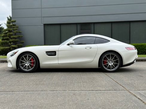 Used 2017 Mercedes-Benz AMG GT S image 7