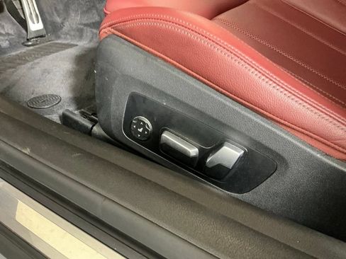 Certified 2022 BMW 430i Coupe w/ M Sport Package RWD image 20